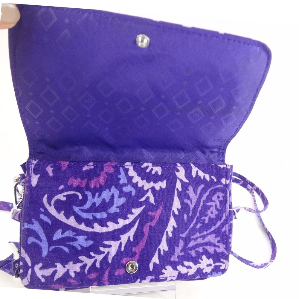 Vera Bradley Paisley Amethyst RFID All In One Crossbody Wallet/Wristlet - Picture 7 of 9